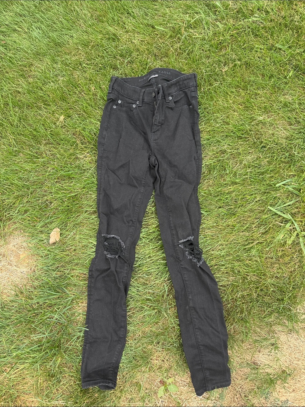 American Eagle Outfitters Black Ripped Women's Skinny Jeans